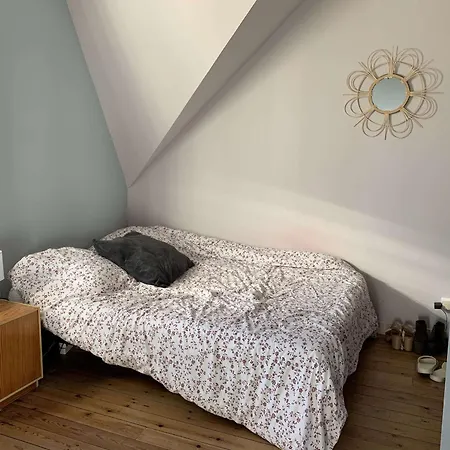 Charmante Maison T5 A 500m De La Avec Cour Privative, Wifi, Proche Commerces Et Menage Inclus - Fr-1-646-5